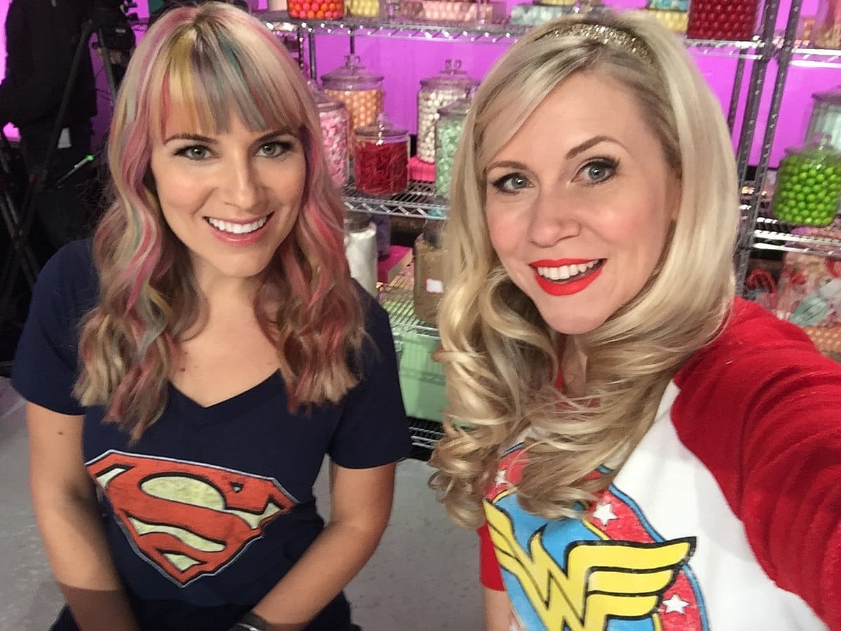 CupcakeWarsDCSuperHeroGirls