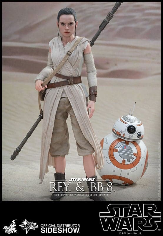Rey and BB-8 Sixth Scale Figure Set by Hot Toys