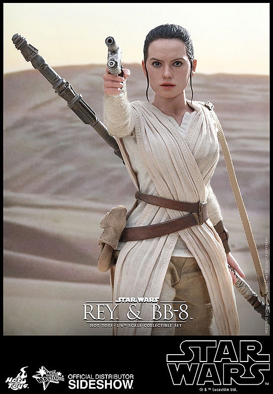 Rey and BB-8 Sixth Scale Figure Set by Hot Toys