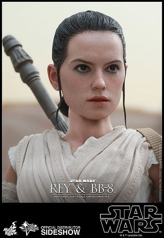 Rey and BB-8 Sixth Scale Figure Set by Hot Toys