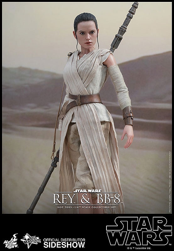 Rey and BB-8 Sixth Scale Figure Set by Hot Toys
