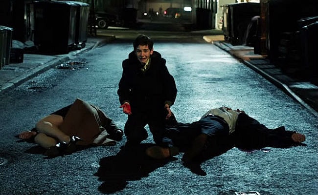 bruce-sees-his-parents-killed