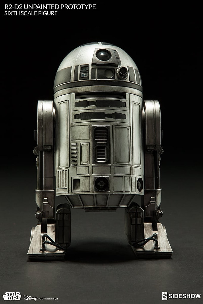 Sideshow Collectibles R2-D2 Monochromatic Silver Convention Exlusive
