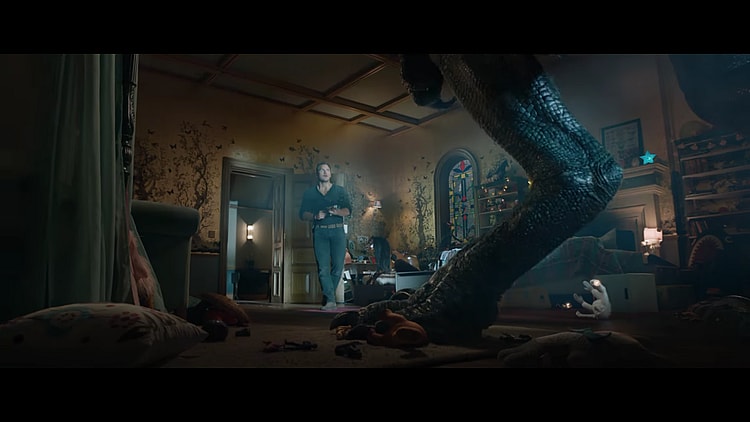 Jurassic World: Fallen Kingdom Trailer - Universal Pictures