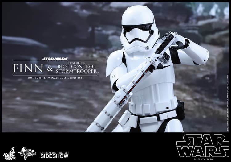 Hot Toys Finn and First Order Riot Control Stormtrooper