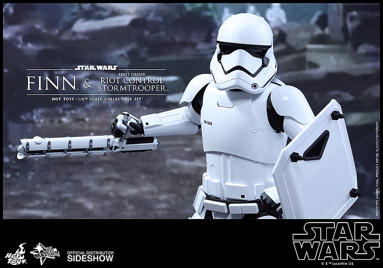 Hot Toys Finn and First Order Riot Control Stormtrooper