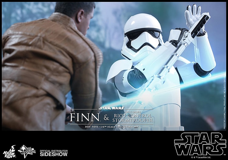 Hot Toys Finn and First Order Riot Control Stormtrooper