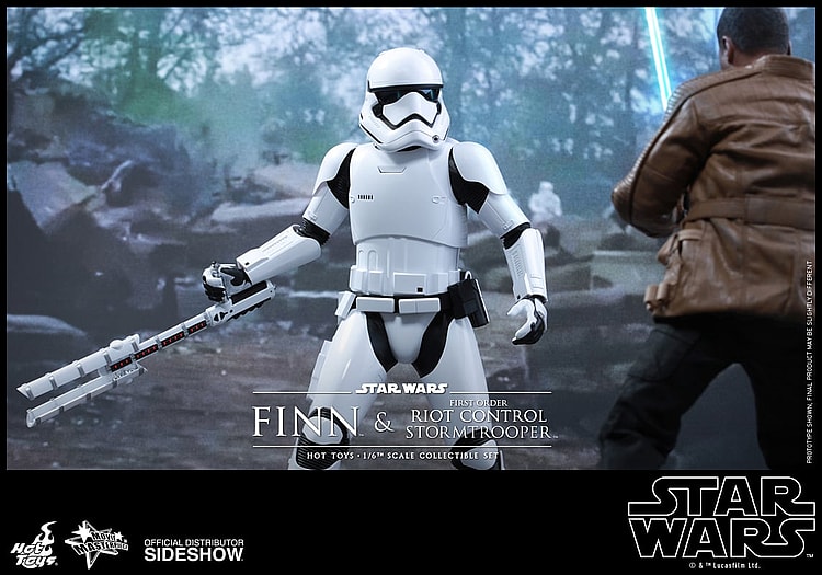 Hot Toys Finn and First Order Riot Control Stormtrooper
