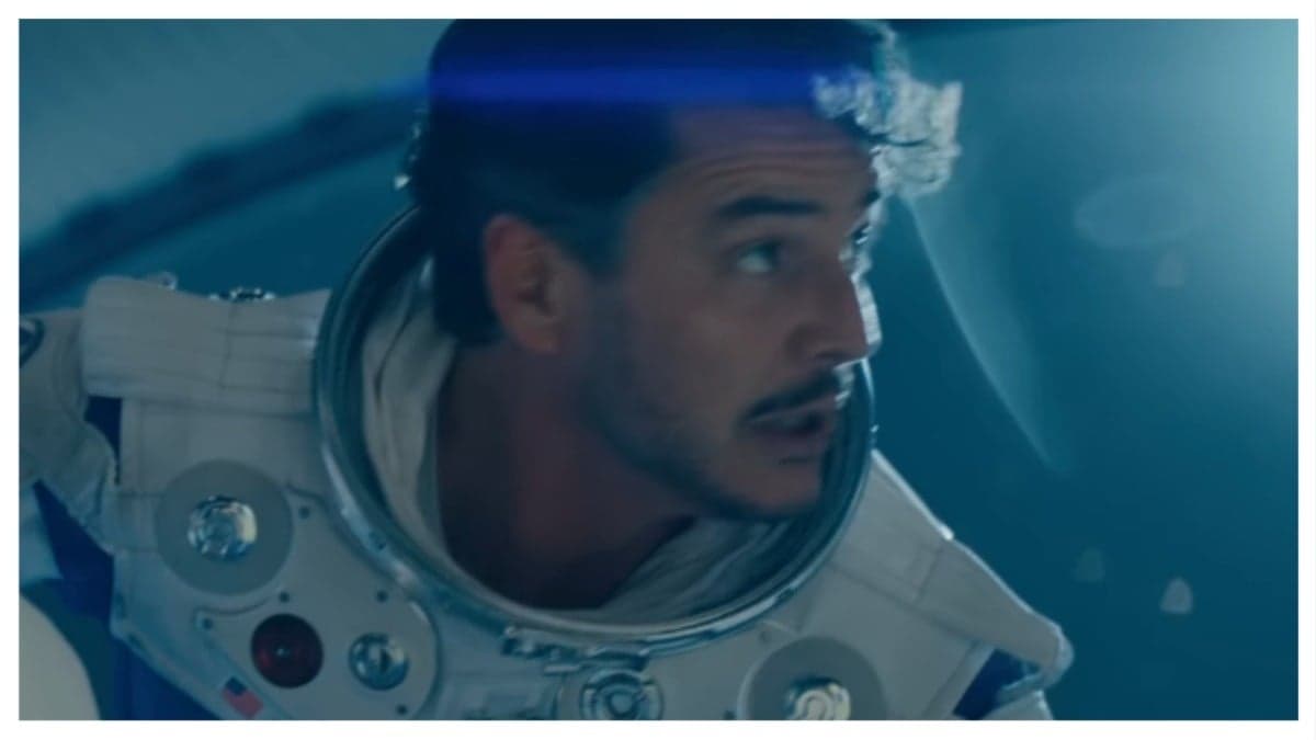 Pedro Pascal takes a lie detector test for Vanity Fair (2023) / Mr. Fantastic stretches out on Chris Samnee