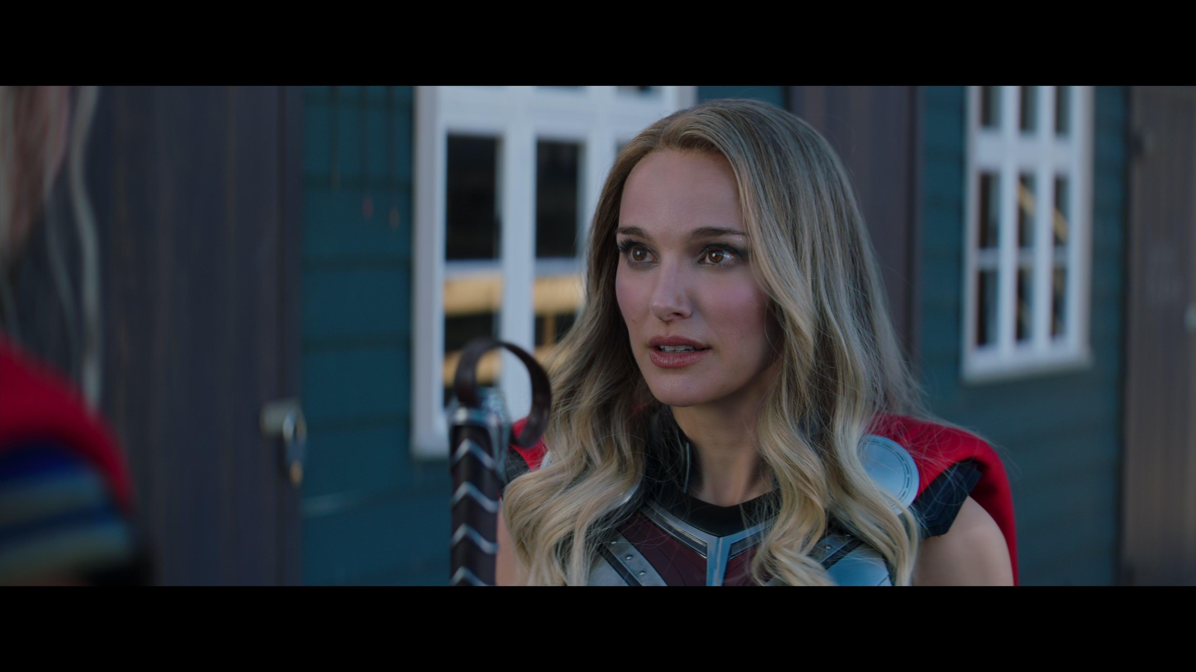 Jane Foster (Natalie Portman) catches up with Thor (Chris Hemsworth) in Thor: Love and Thunder (2022), Marvel Entertainment