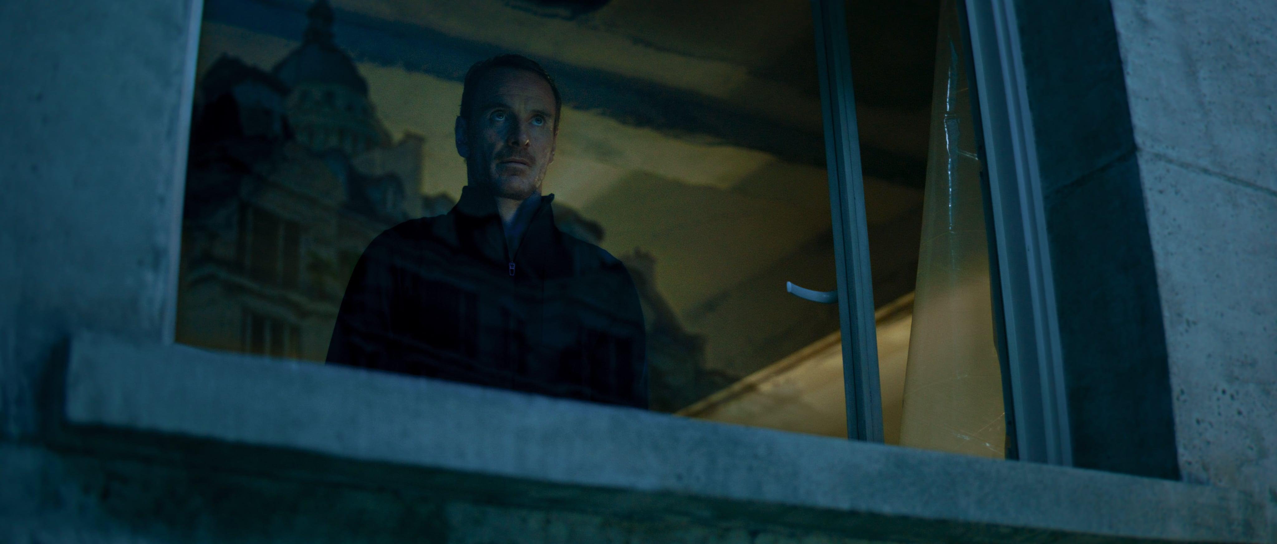 The Killer. Michael Fassbender as an assassin in The Killer. Cr. Netflix ©2023