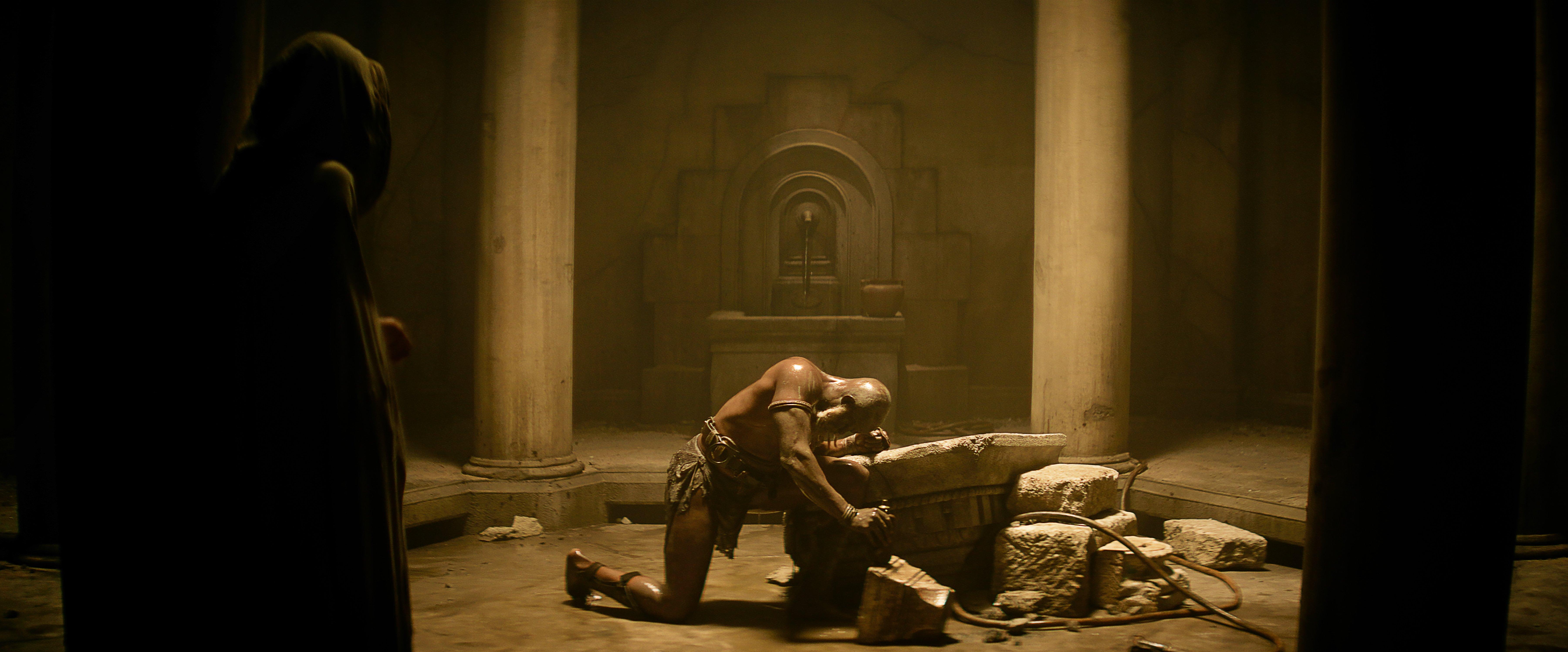 Rebel Moon. (L-R) Sofia Boutella as Kora and Djimon Hounsou as Titus in Rebel Moon. Cr. NETFLIX ©2023