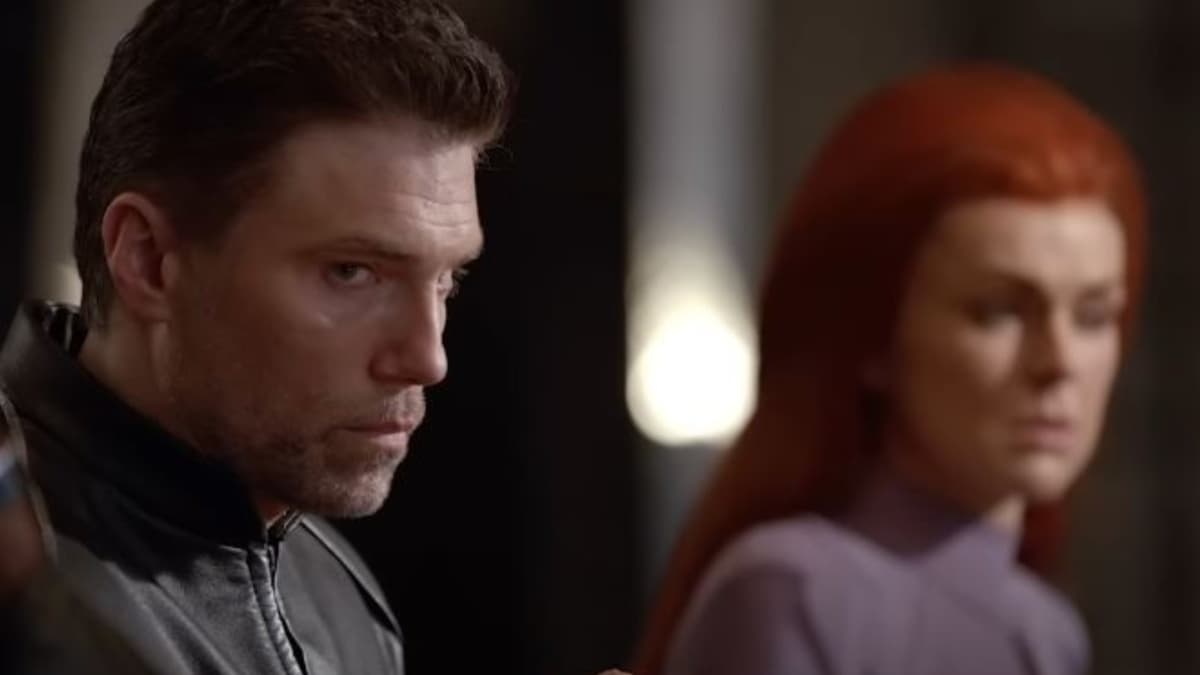 Black Bolt (Anson Mount) and Medusa (Serinda Swan) in a meeting of the Inhumans in Inhumans 2017, Marvel Entertainment