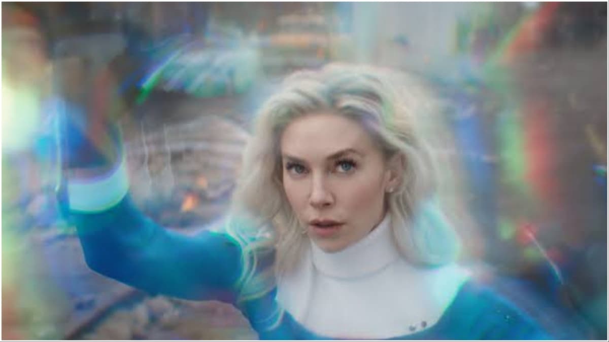 The Invisible Woman/Susan Storm ( Venessa Kirby) floating through a wave in The Fantastic Four: First Steps, 2025, Marvel Entertaiment