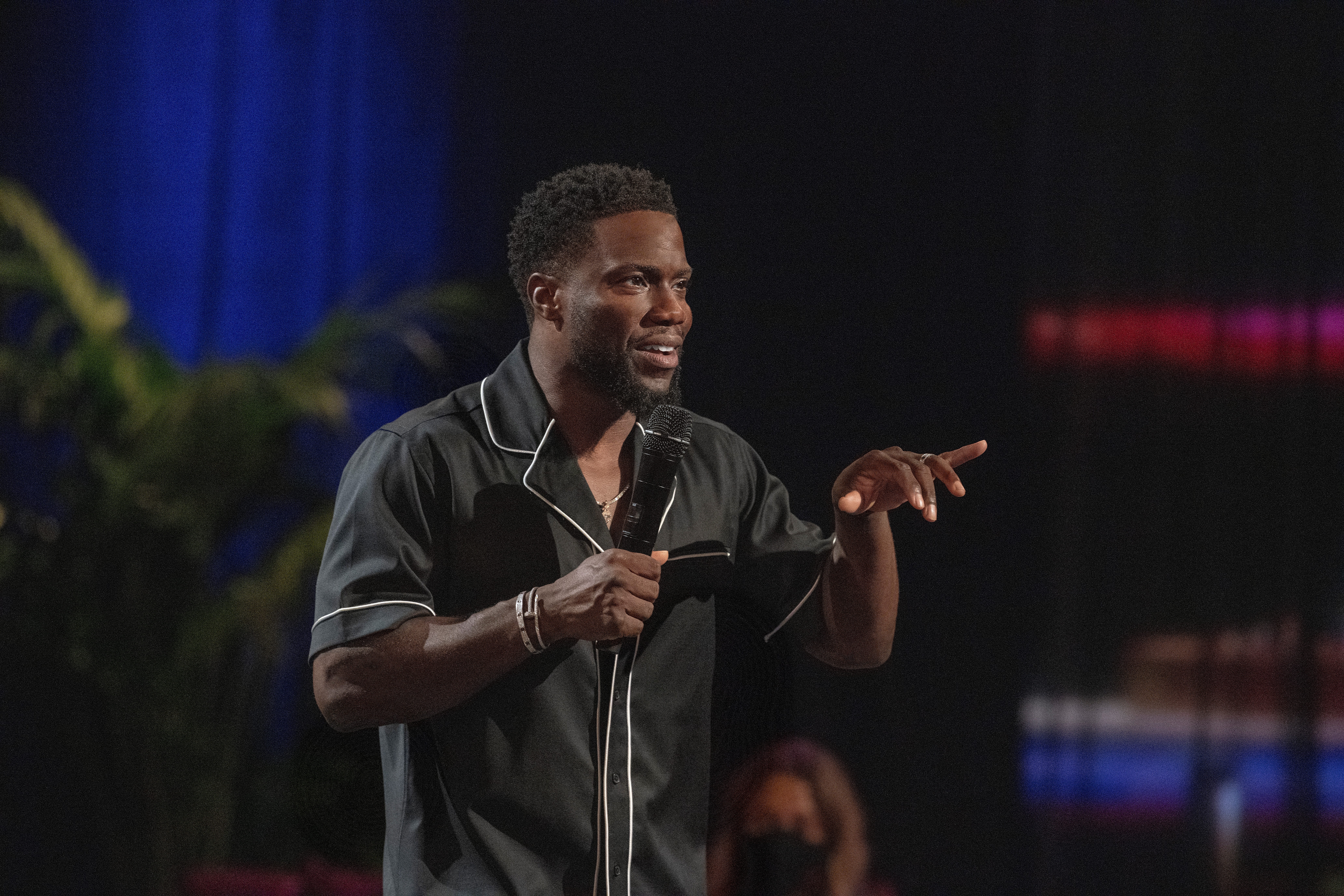 Kevin Hart Untitled Comedy Special 2020. Kevin Hart. Cr. Glen Wilson/NETFLIX © 2020