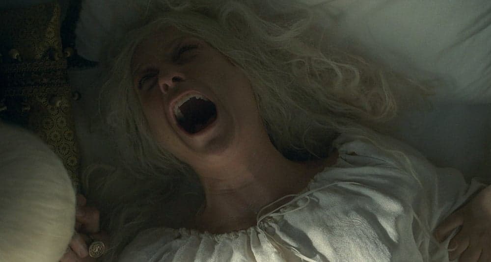 Queen Aemma's caesarian birth in House of the Dragon