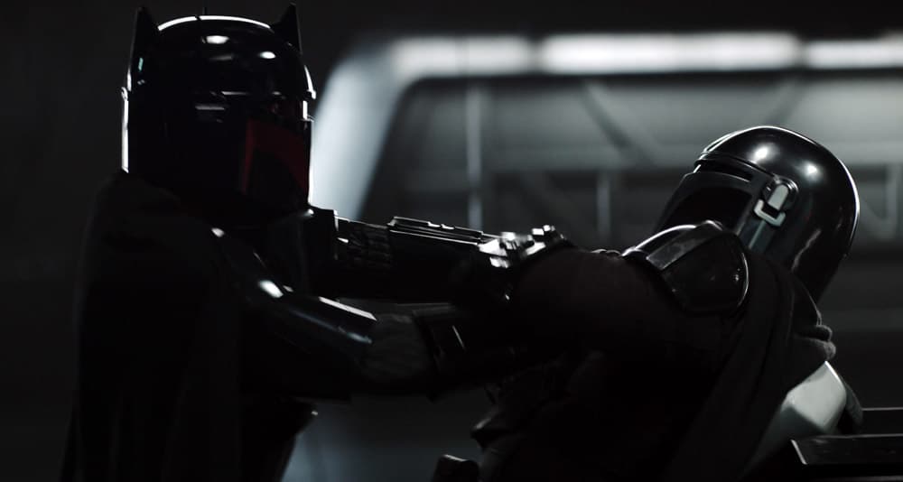 Moff Gideon fights Din Djarin in 'The Mandalorian' (2023), Disney+