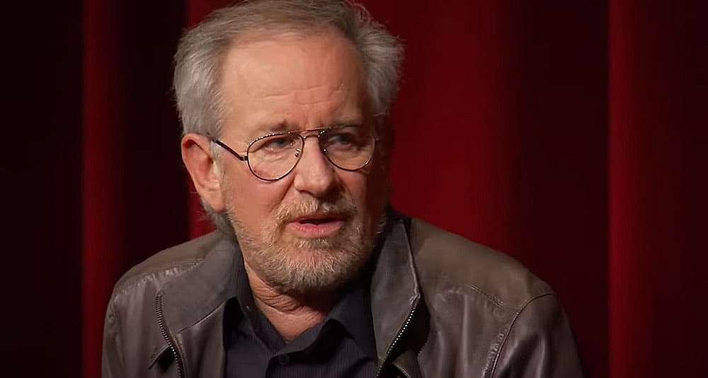Steven Spielberg talks with other directors