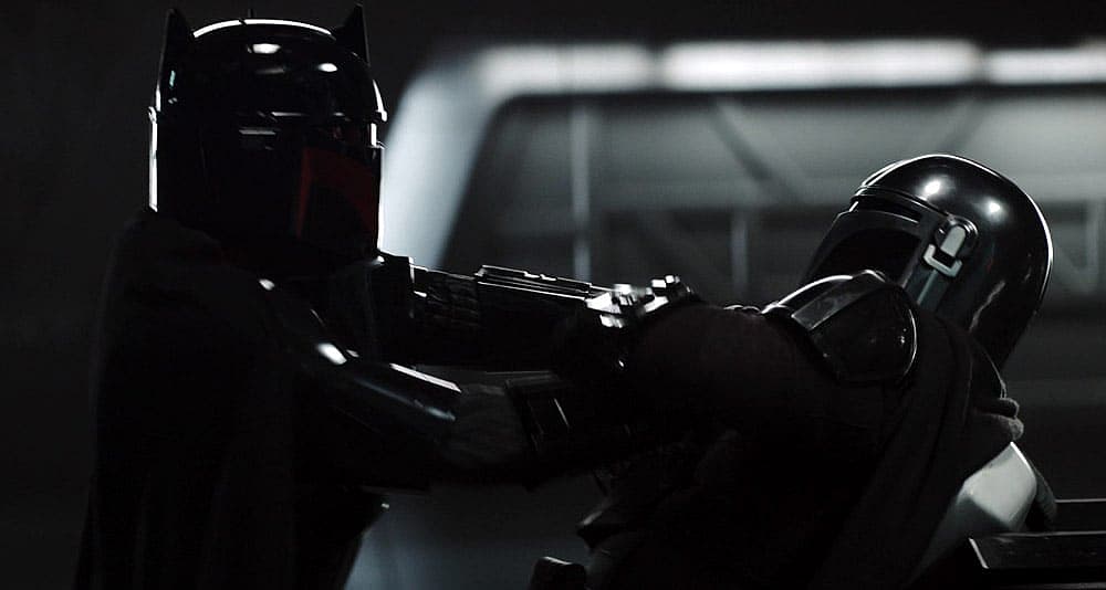 Moff Gideon fights Din Djarin in 'The Mandalorian' (2023), Disney+
