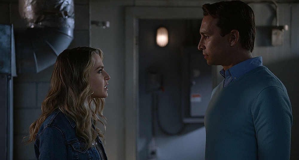 Charly confronts Isaac in The Orville