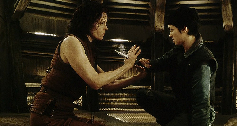 Ripley confronts Call in Alien Resurrection, 20th Century Fox