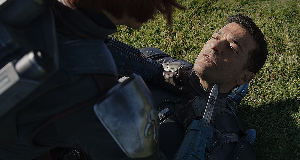 Bo-Katan defeats Axe Woves in 'The Mandalorian' (2023), Disney+