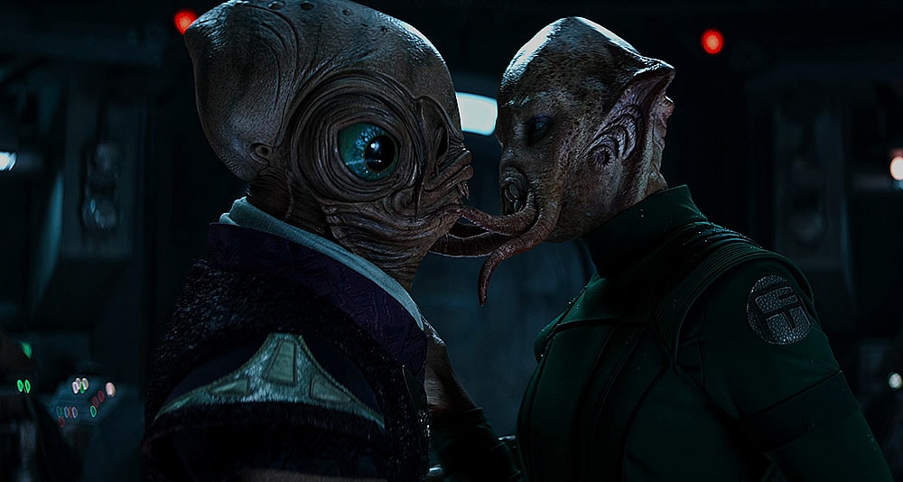A Mon Calamari and a Quarren embrace in 'The Mandalorian' (2023), Disney+