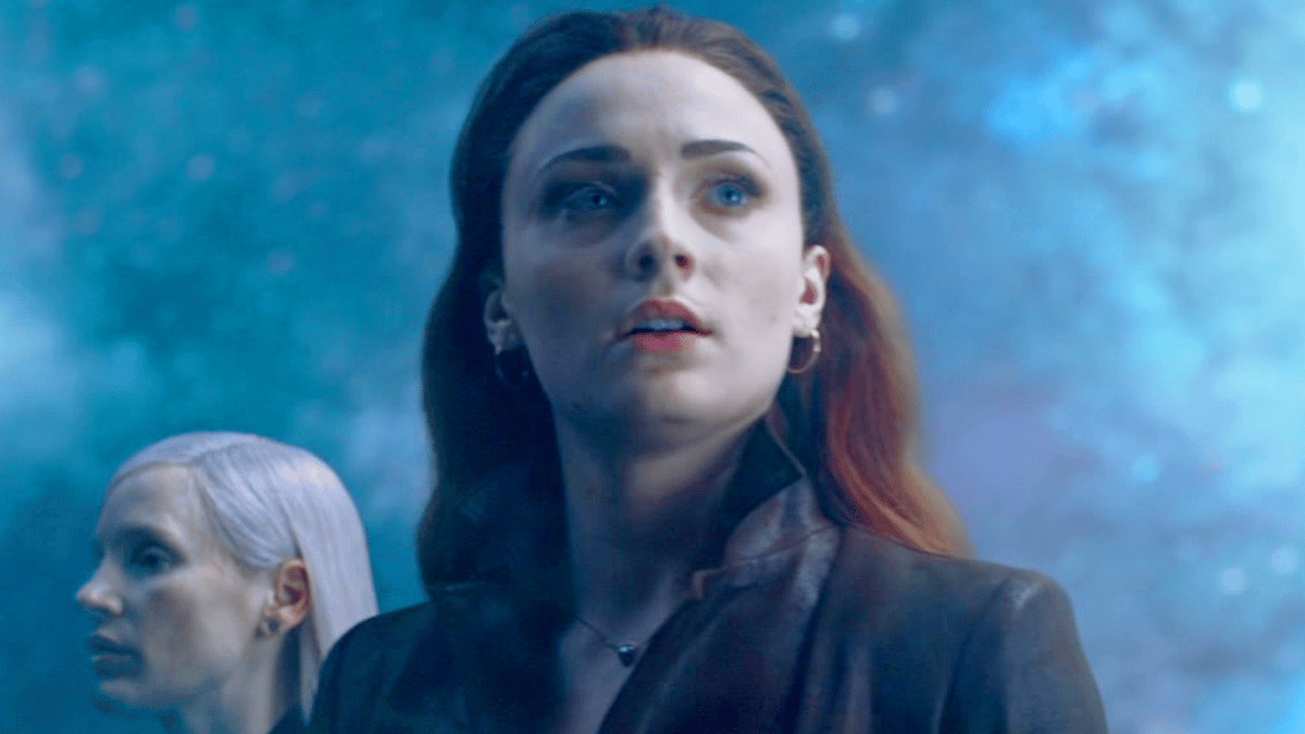 Jean Grey (Sophie Turner) learns of her cosmic destiny from Vuk (Jessica Chastain) in Dark Phoenix (2019), Marvel Entertainment