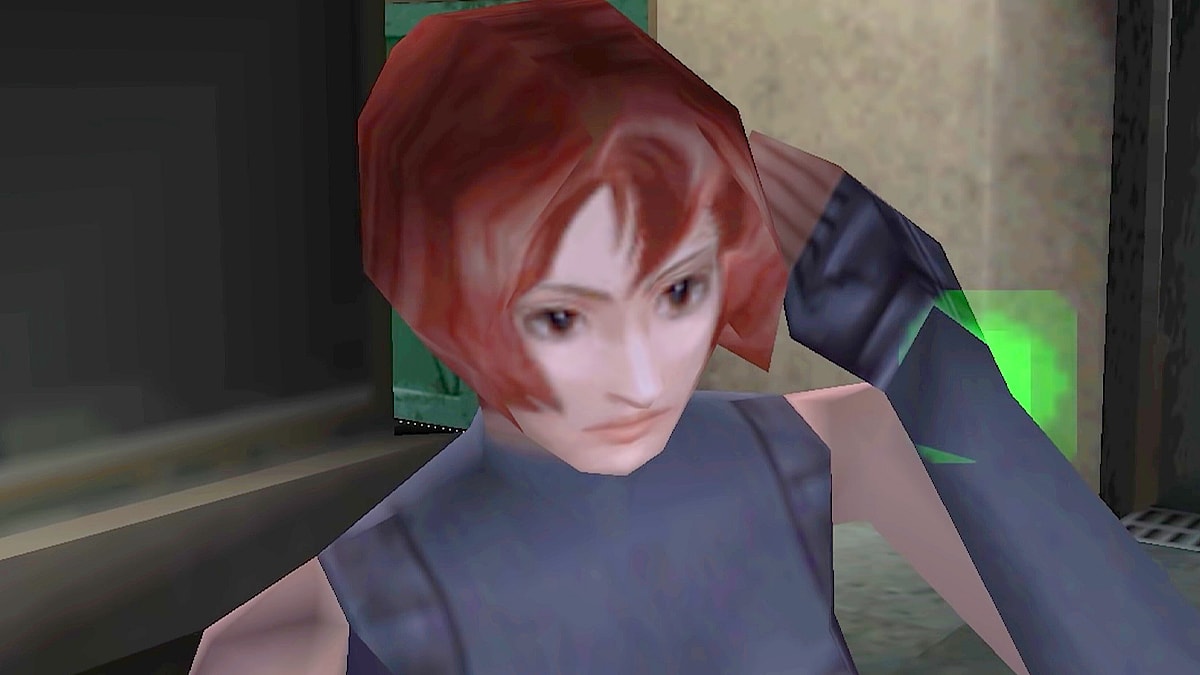 Regina (Stephanie Morgenstern) gets a mission update in Dino Crisis (1999), Capcom
