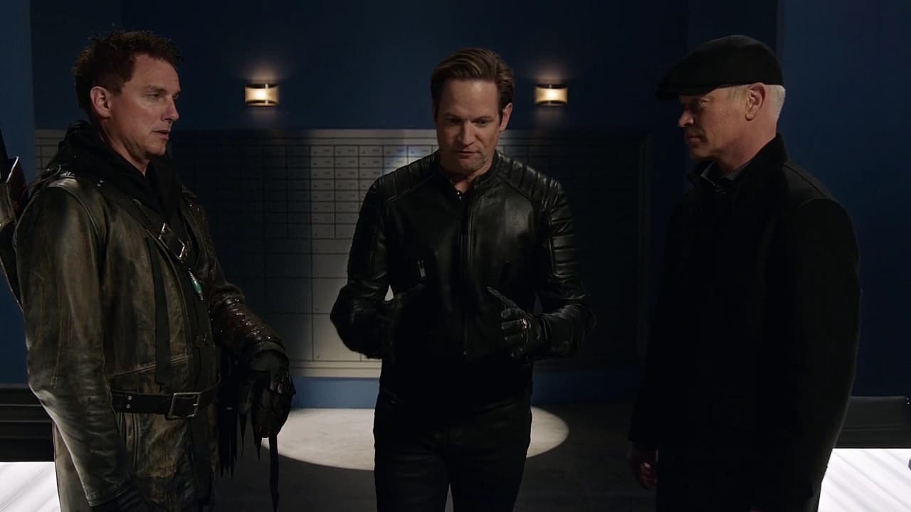 Malcolm Merlyn, Reverse-Flash, Damien Dahrk plan vs Black Flash in DC's Legends of Tomorrow S2E10