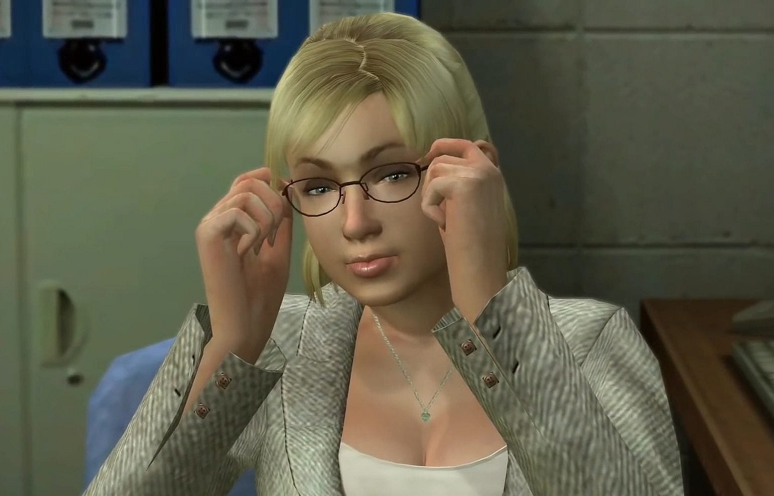 Jessica McCarney (Laura Napoli) adjusts her glasses in Dead Rising (2006), Capcom