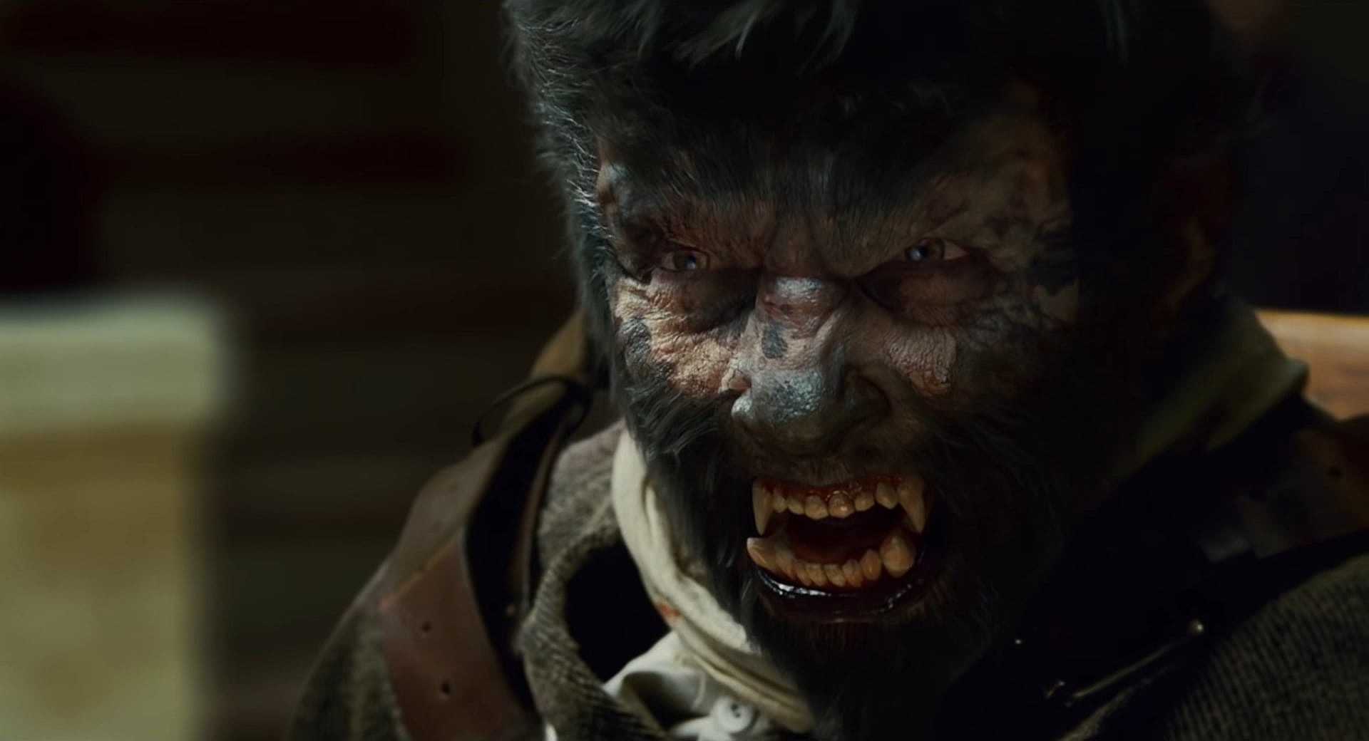Lawrence Talbot (Benicio Del Toro) transforms into a werewolf in The Wolfman (2010), Universal Pictures