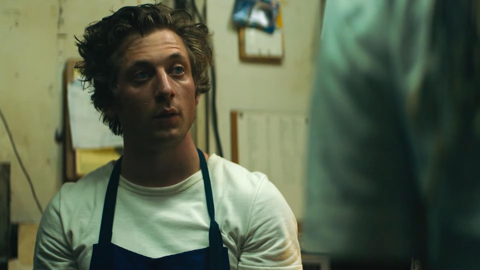 Carmy (Jeremy Allen White) meets Sydney (Ayo Edebiri) for the first time in The Bear Season 1 Episode 11 "System" (2022), FX
