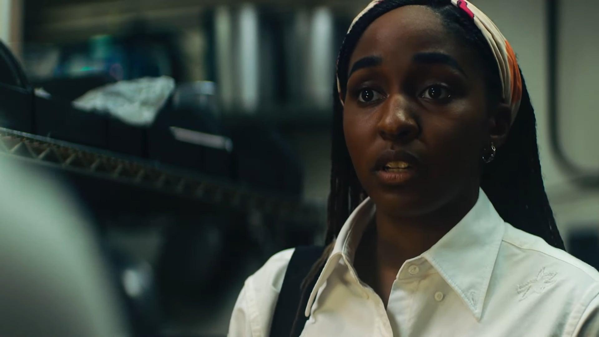 Sydney (Ayo Edebiri) introduces herself to Carmy (Jeremy Allen White) in The Bear Season 1 Episode 11 "System" (2022), FX