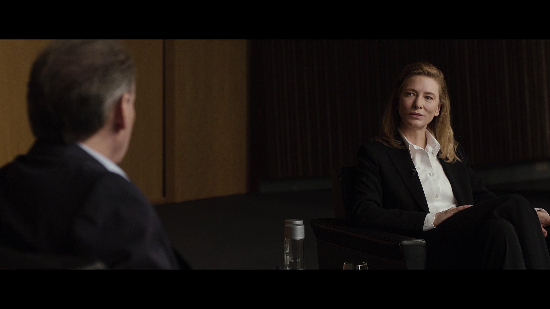 Lydia Tár gives New Yorker Festival interview in Tár (2022), Universal Pictures