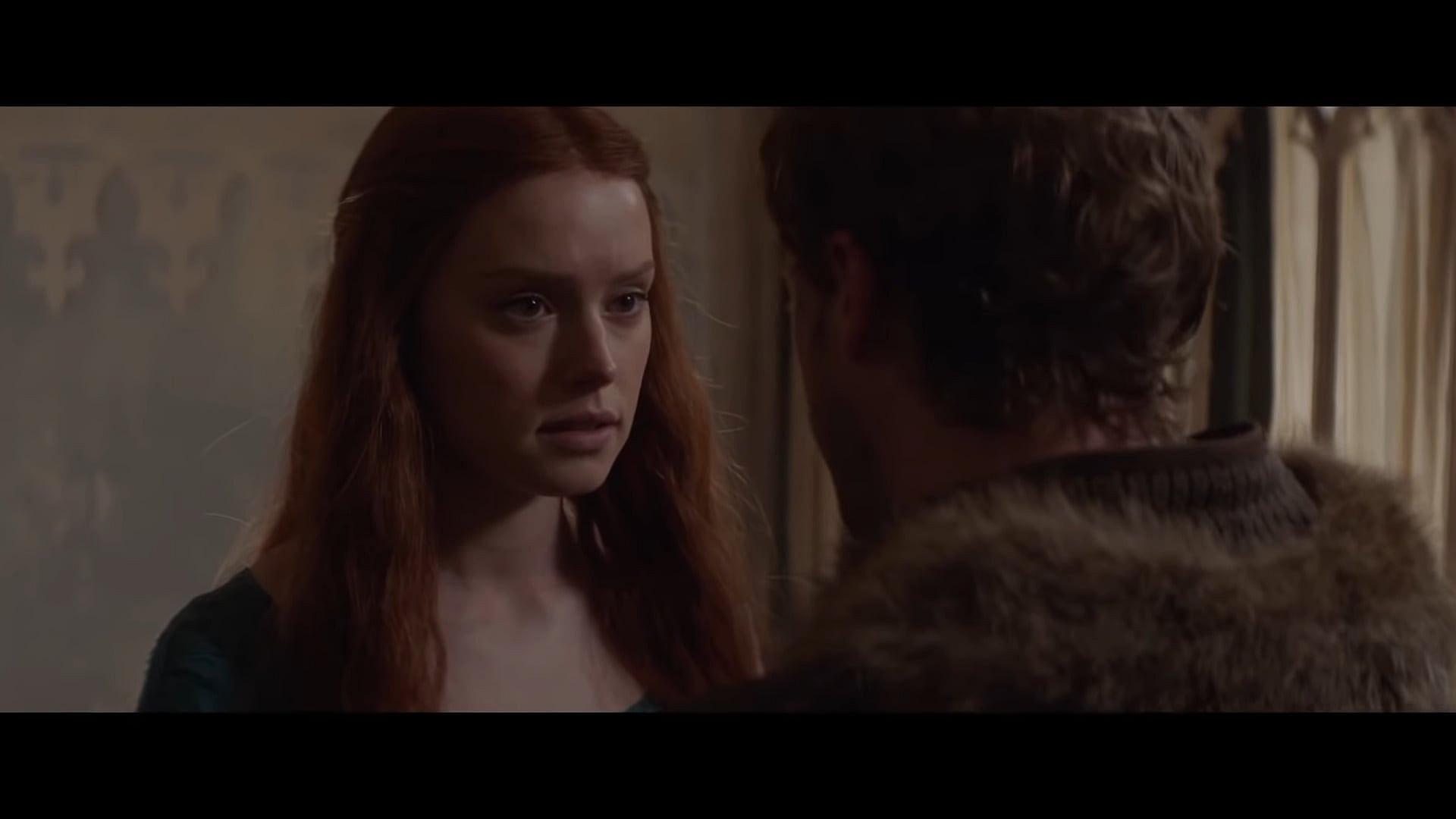 Daisy Ridley as Ophelia meets secretly with George MacKay as Hamlet in Ophelia (2018), Covert Media