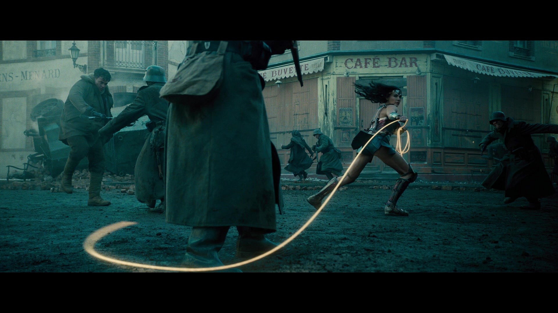 Diana (Gal Gadot) makes use of the Lasso of Truth in Wonder Woman (2017), Warner Bros, Pictures via Blu-ray