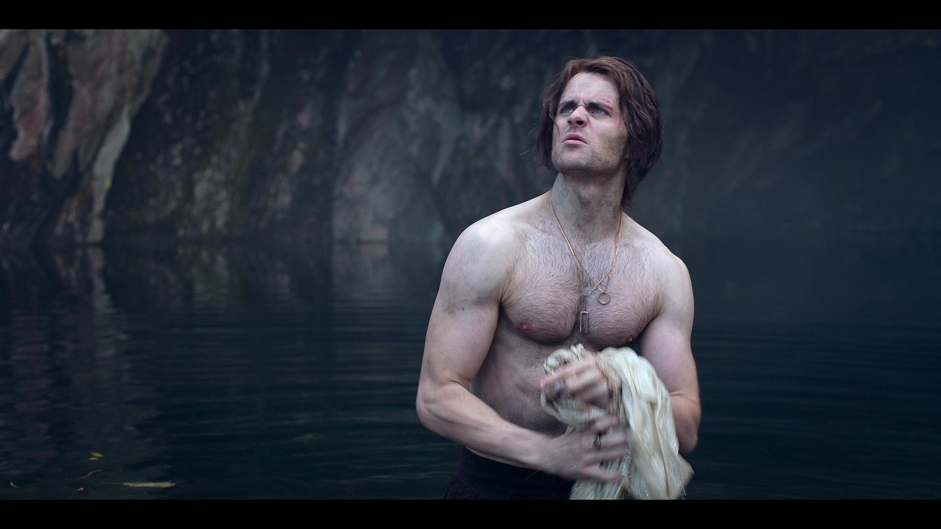 Jaskier (Joey Batsy) mocks Geralt (Henry Cavill) for comparing their recent situations in The Witcher Season 2 Episode 7 “Voleth Meir” (2021) via Netflix