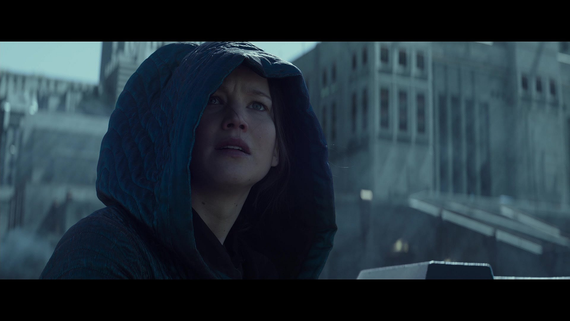 Katniss Everdeen (Jennifer Lawrence) attempts to disguise herself amongst the rebellion in The Hunger Games: Mockingjay – Part 2 (2015), Lionsgate