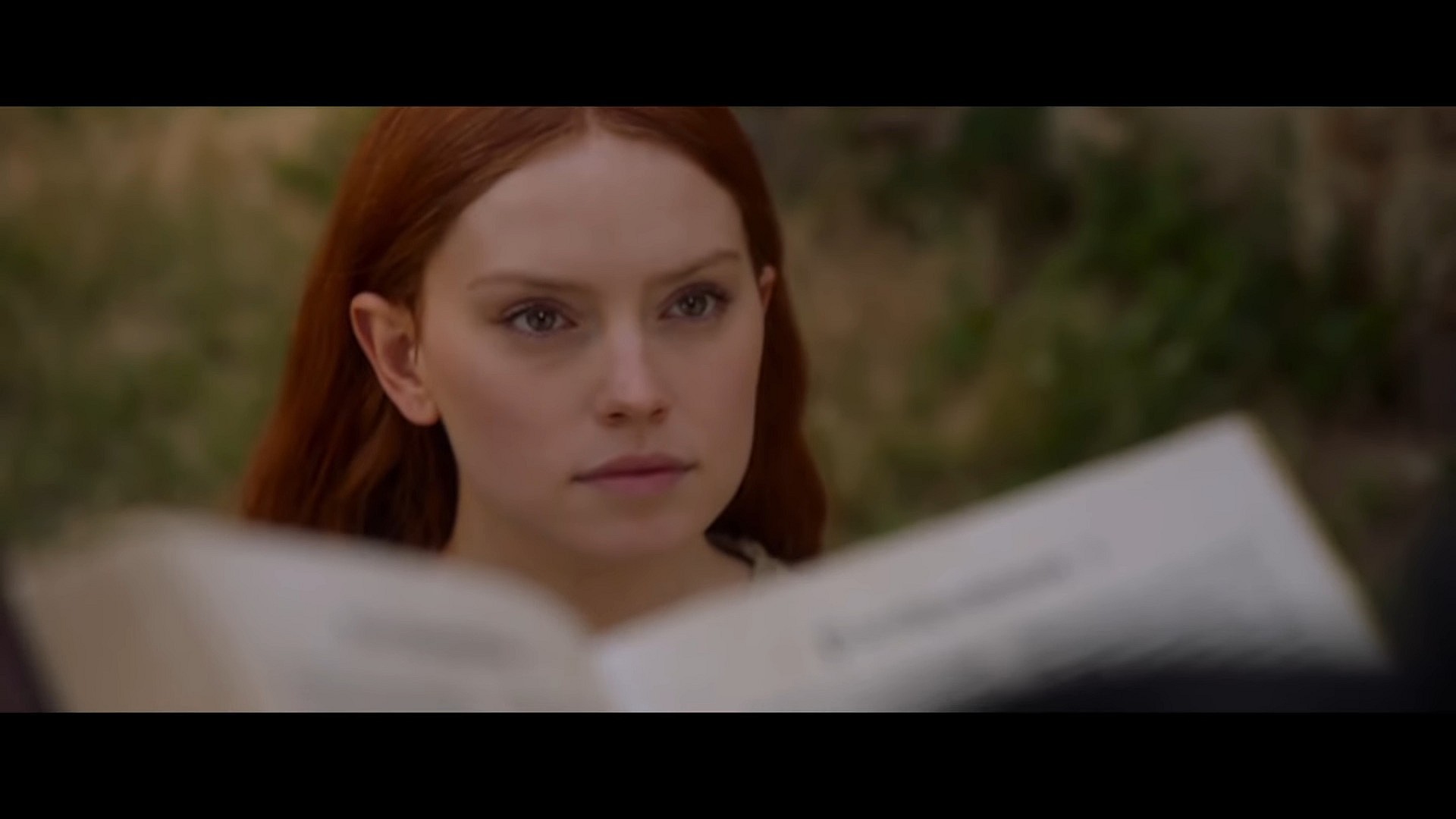 Ophelia (Daisy Ridley) is secretly wed to Hamlet (George MacKay) in Ophelia (2018), Covert Media