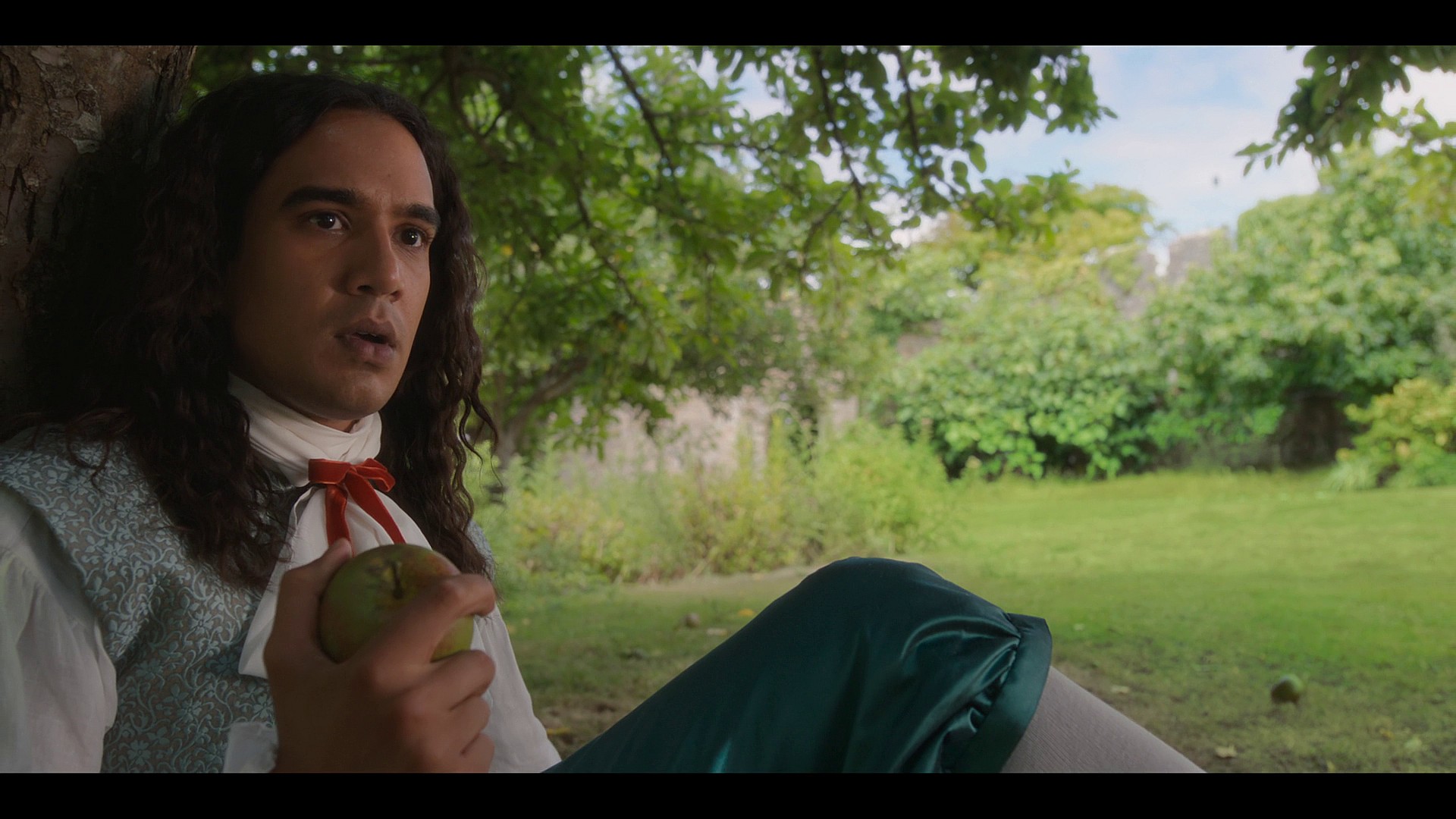 Isaac Newton (Nathaniel Curtis) discovers gravity in Doctor Who Special 302 "Wild Blue Yonder" (2023), BBC