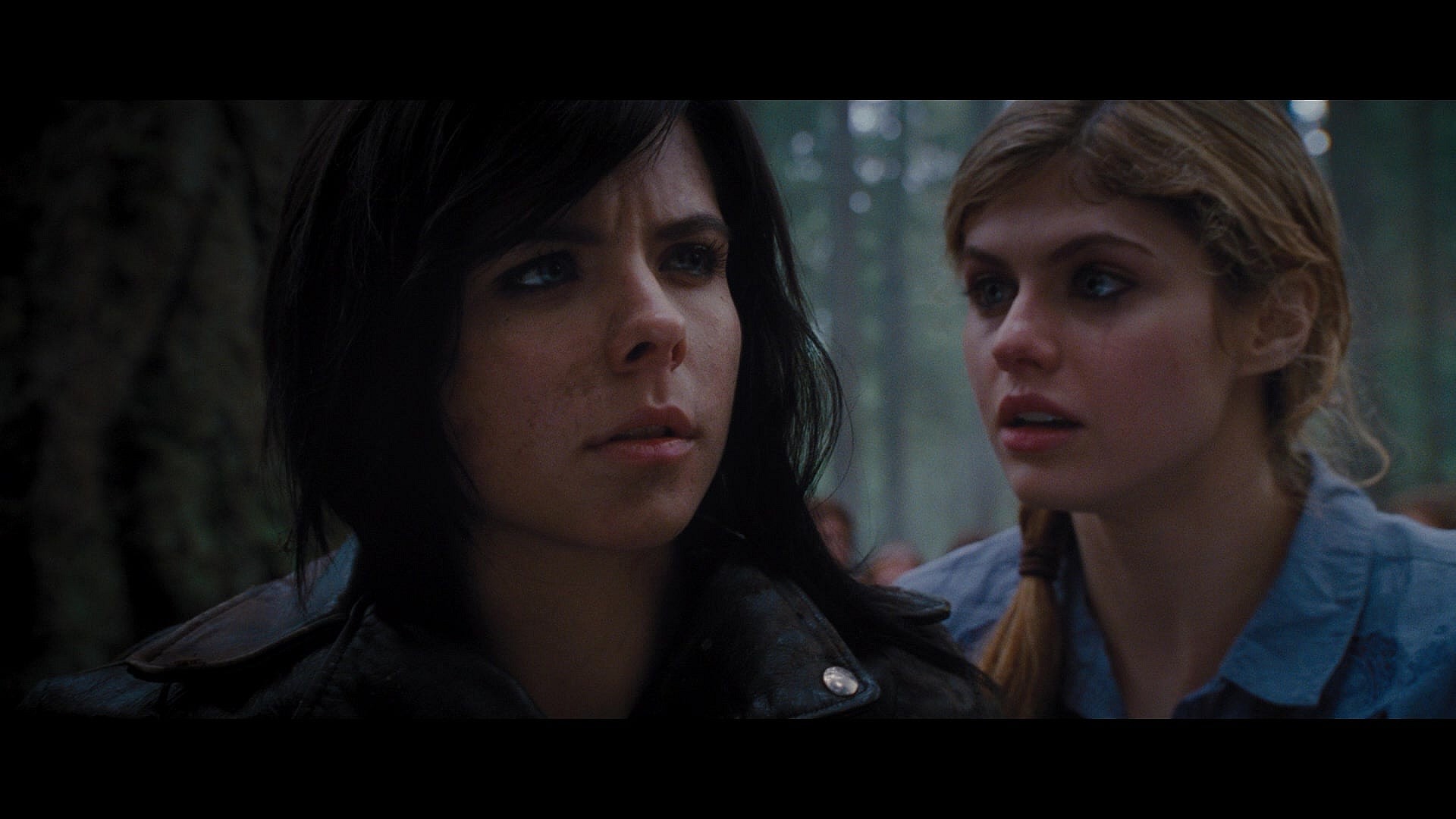 Annabeth (Alexandra Daddario) greets a newly-revived Thalia (Paloma Kwiatkowski) in Percy Jackson: Sea of Monsters (2013), 20th Century Fox