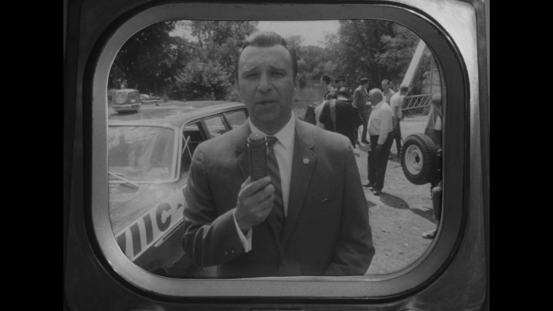 Bill Cardille (Self) provides an update on the undead situation in Night of the Living Dead (1968), Continental Distribution