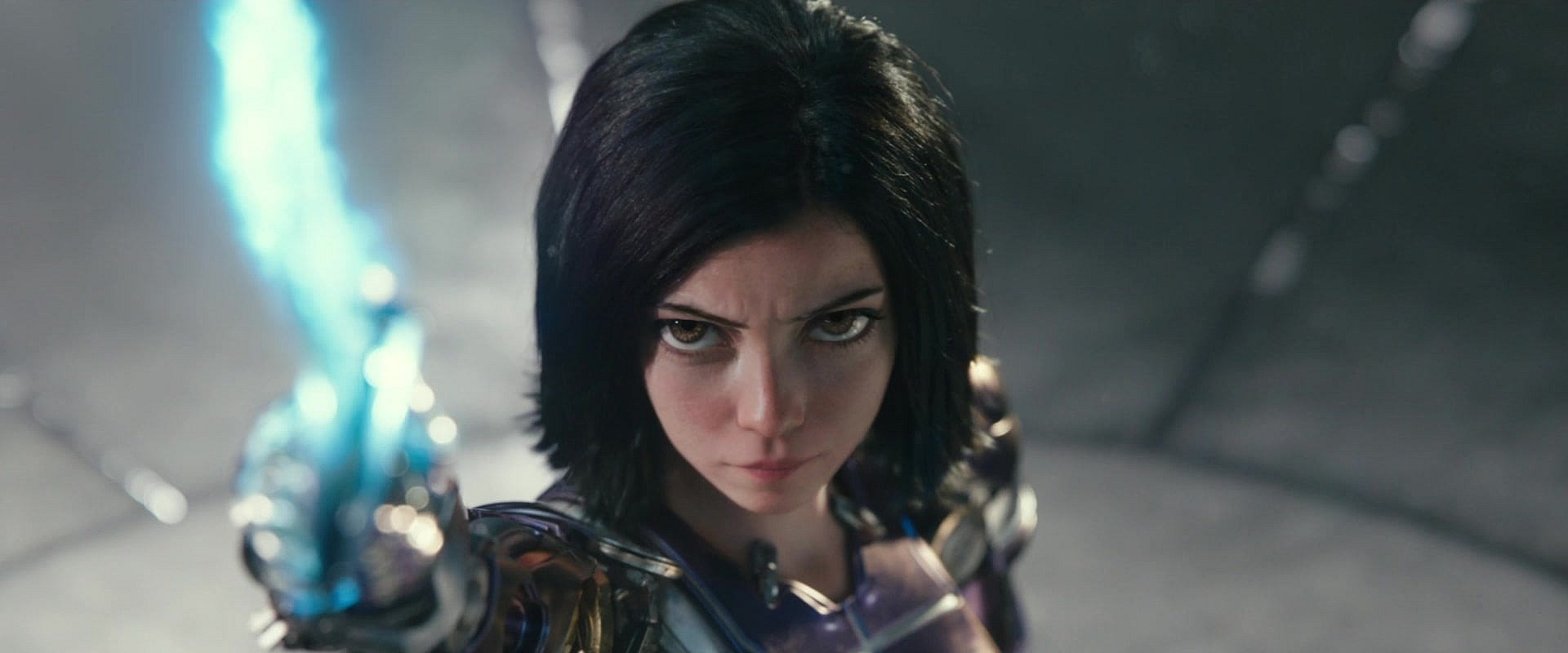 Alita (Rosa Salazar) sets her sights on Zalem - and Nova (Mahershala Ali) in Alita: Battle Angel (2019), 20th Century Studios