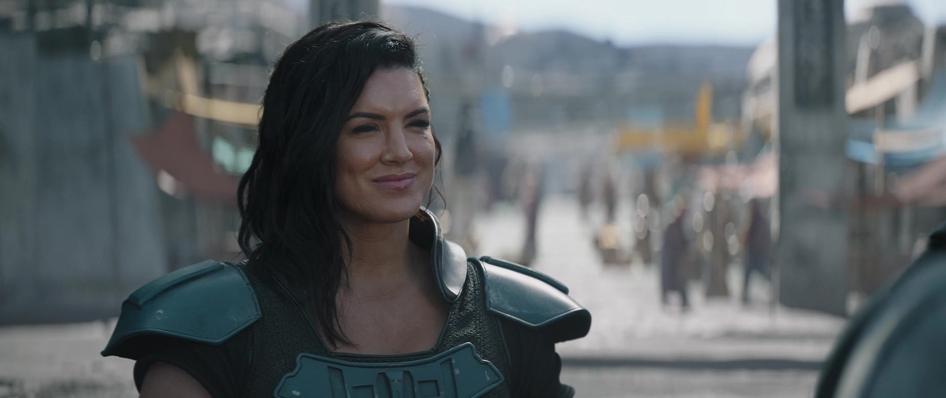 Cara Dune (Gina Carano) welcomes Din Djarin (Pedro Pascal) back to Navarro in The Mandalorian Season 2 Episode 4 "Chapter 12 - The Siege" (2020), Disney