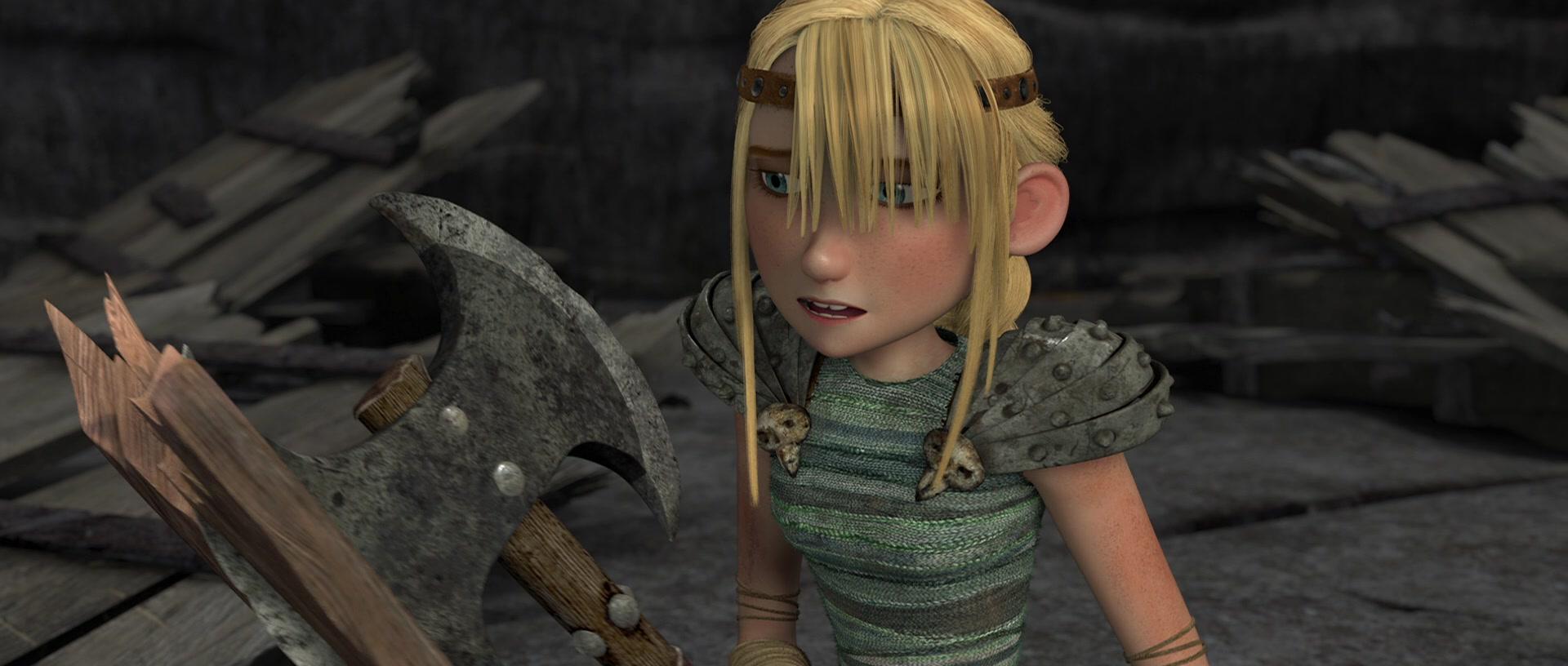 Astrid (America Ferrera) breaks her axe during a sparring session with Hiccup (Jay Baruchel) in How to Train Your Dragon (201), Dreamworks