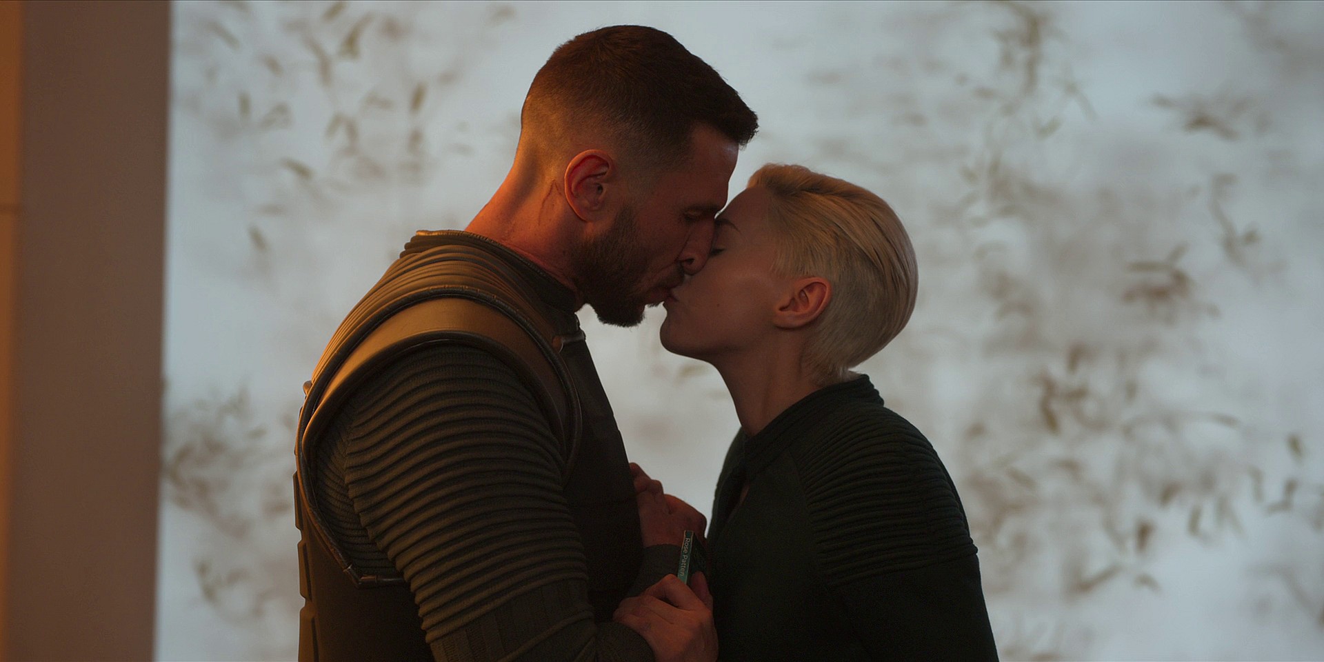 Master Chief (Pablo Schreiber) and Makee (Charlie Murphy) try to prove that this is serious television for serious adults in Halo Season 1 Episode 8 “Allegiance” (2022), Paramount Plus