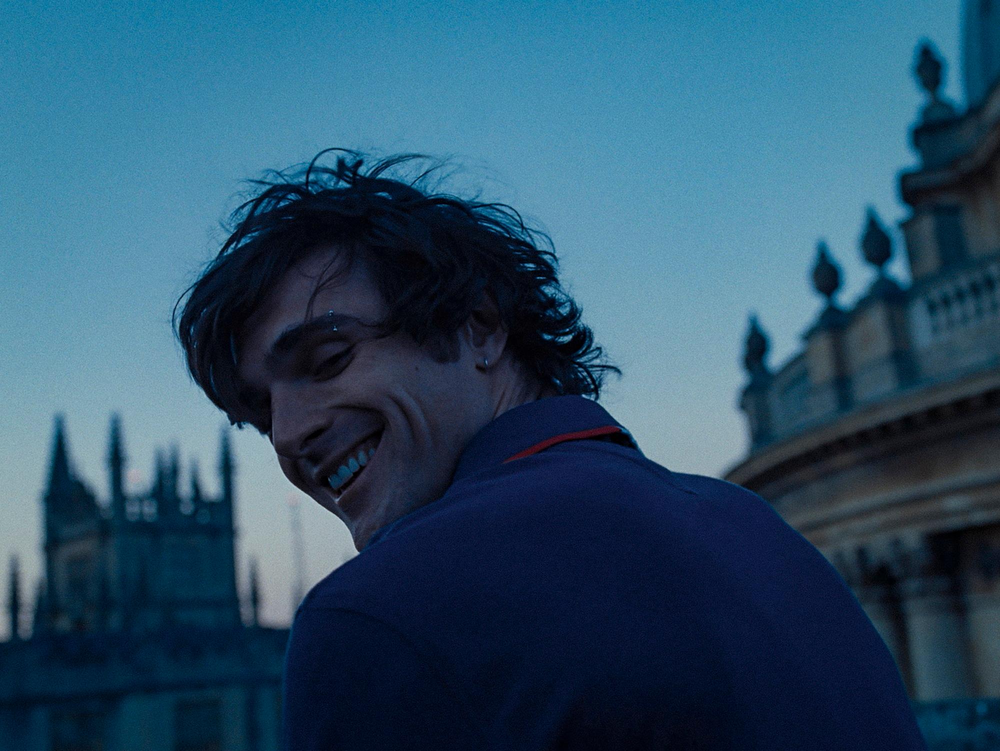 Jacob Elordi as Felix Catton in Saltburn. Image courtesy of Amazon MGM Studios Distribution. 