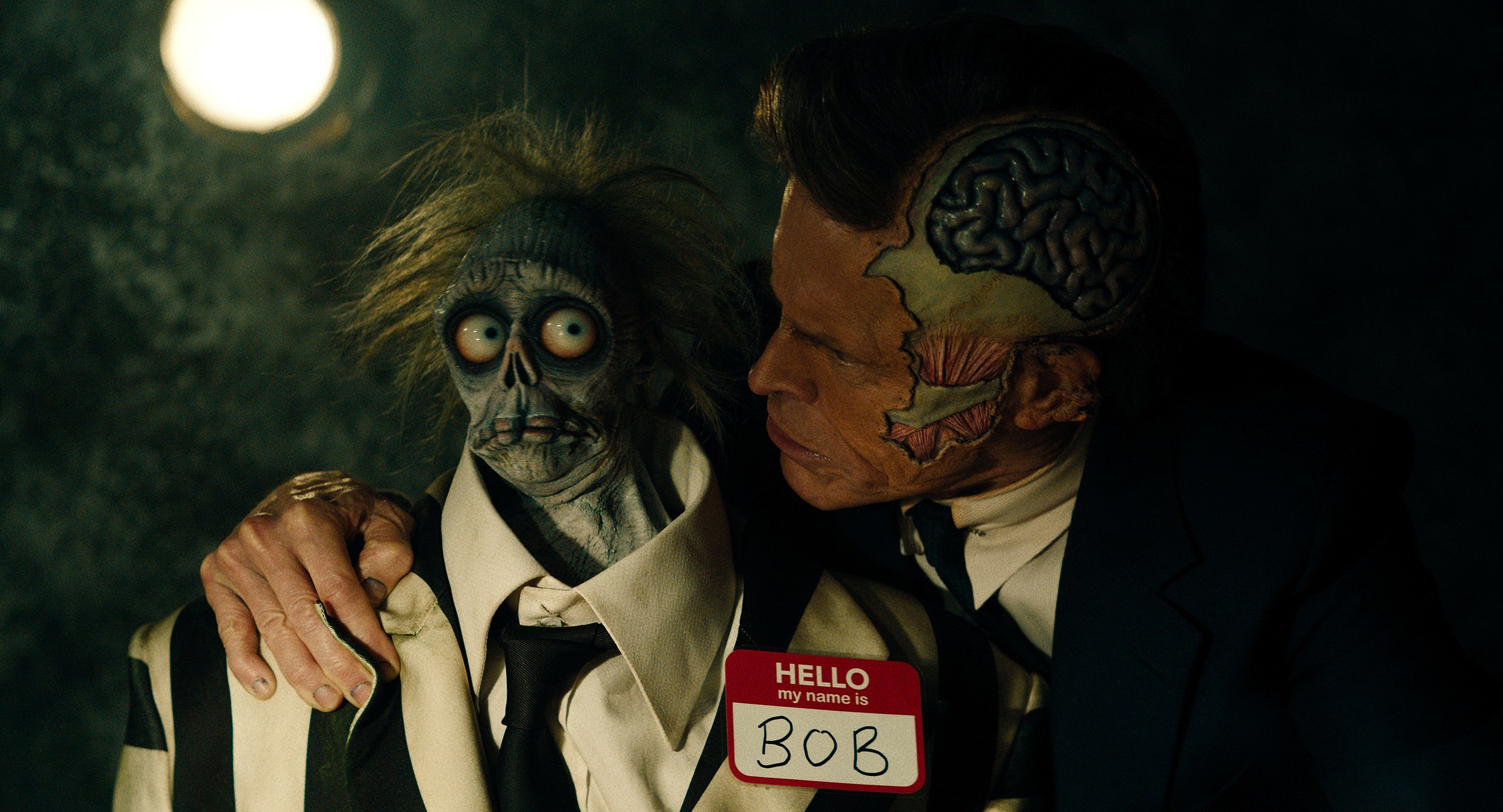 WILLEM DAFOE as Jackson in Warner Bros. Pictures’ comedy, “BEETLEJUICE BEETLEJUICE,” Warner Bros. Pictures.