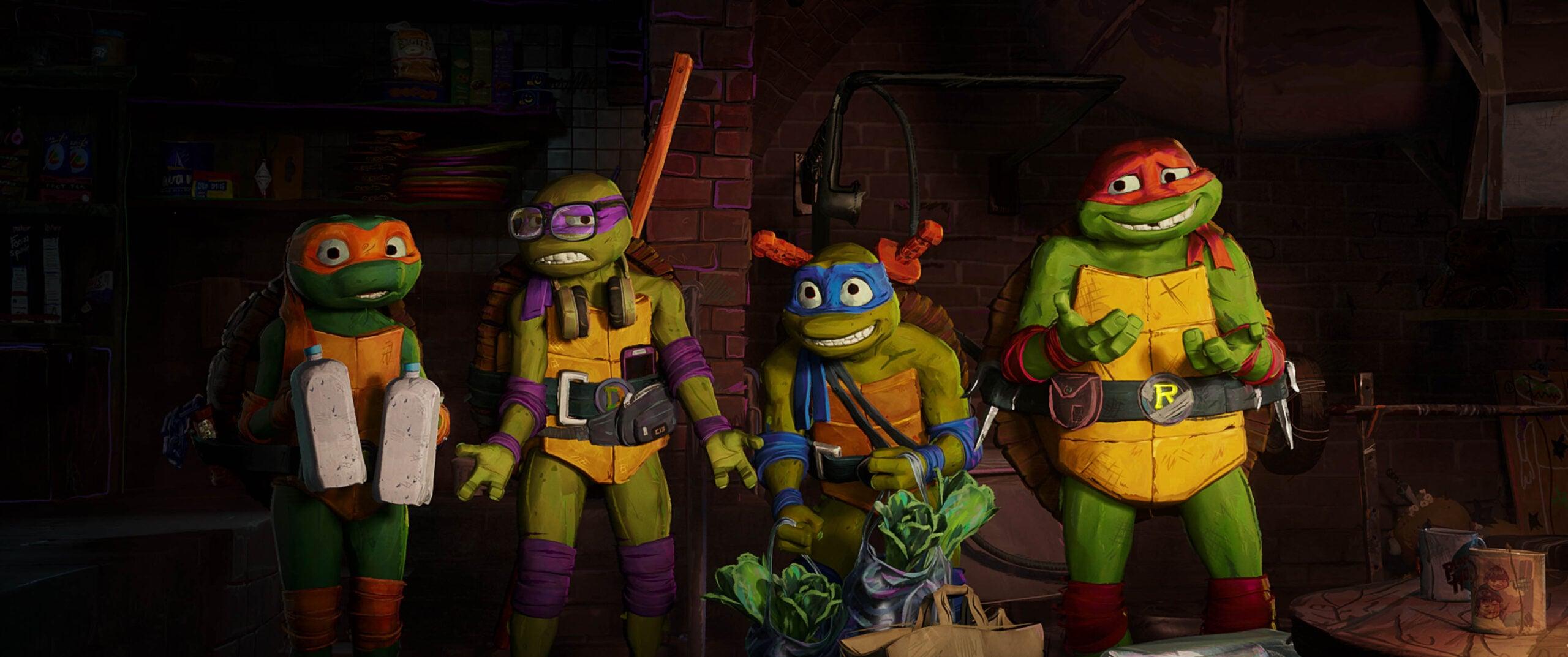 L-r, MIKEY, DONNIE, LEO, and RAPH in PARAMOUNT PICTURES and NICKELODEON MOVIES Present A POINT GREY Production “TEENAGE MUTANT NINJA TURTLES: MUTANT MAYHEM”